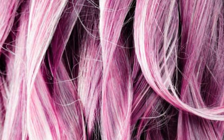 Amanda Bynes Debuts Bright Pink Hair Upon Her Return To Instagram